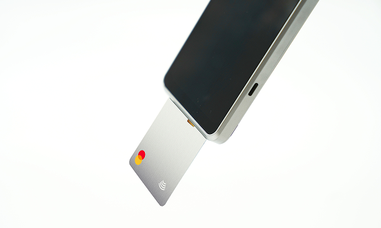 クレジットカード差込口